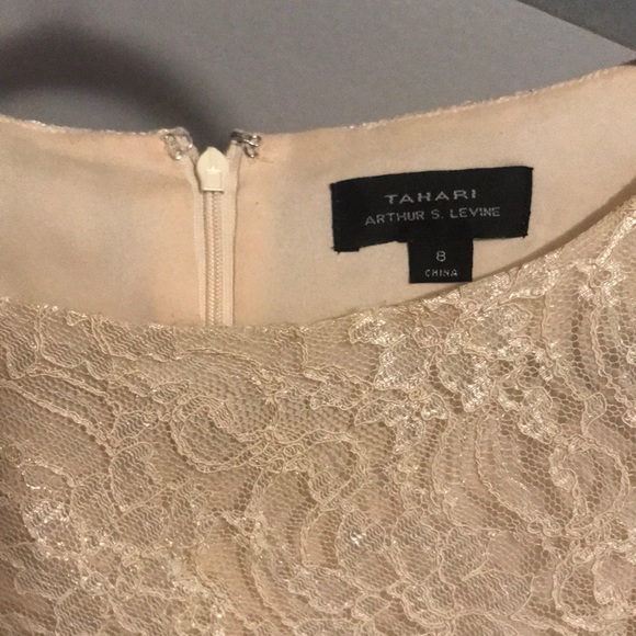 Tahari - Picture 2 of 3